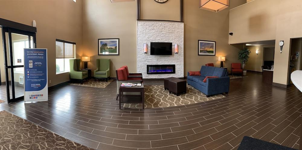 Comfort Suites Auburn Near I-69 Zewnętrze zdjęcie