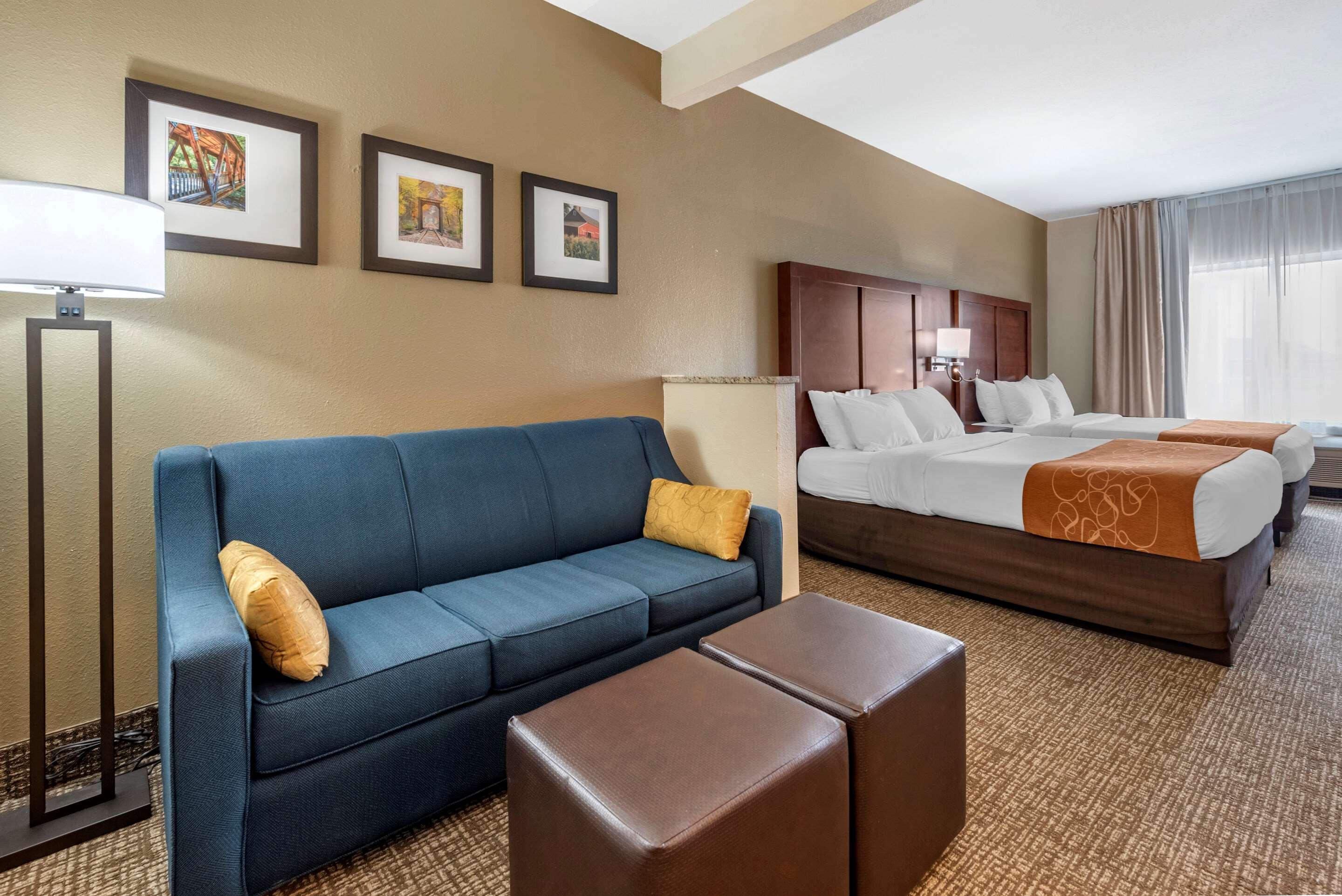 Comfort Suites Auburn Near I-69 Zewnętrze zdjęcie